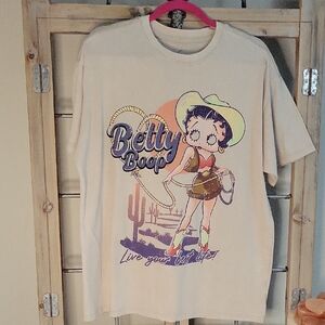 Betty Boop Cream Short Sleeve Tee